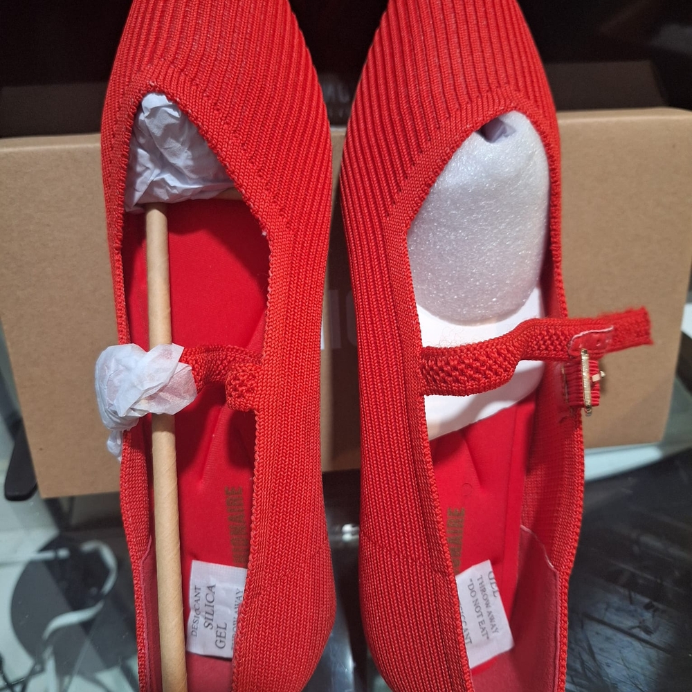 Chic Red Flats with Buckle Detail